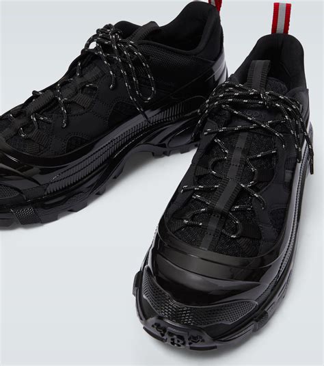 mens black burberry sneakers